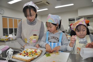 親子でケーキづくり ～親子料理教室～